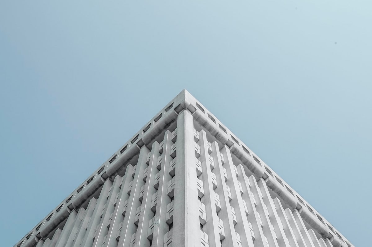 1.5亿疯抢！克洛普硬逼皇马卖人，曼联截胡引爆足坛大地震